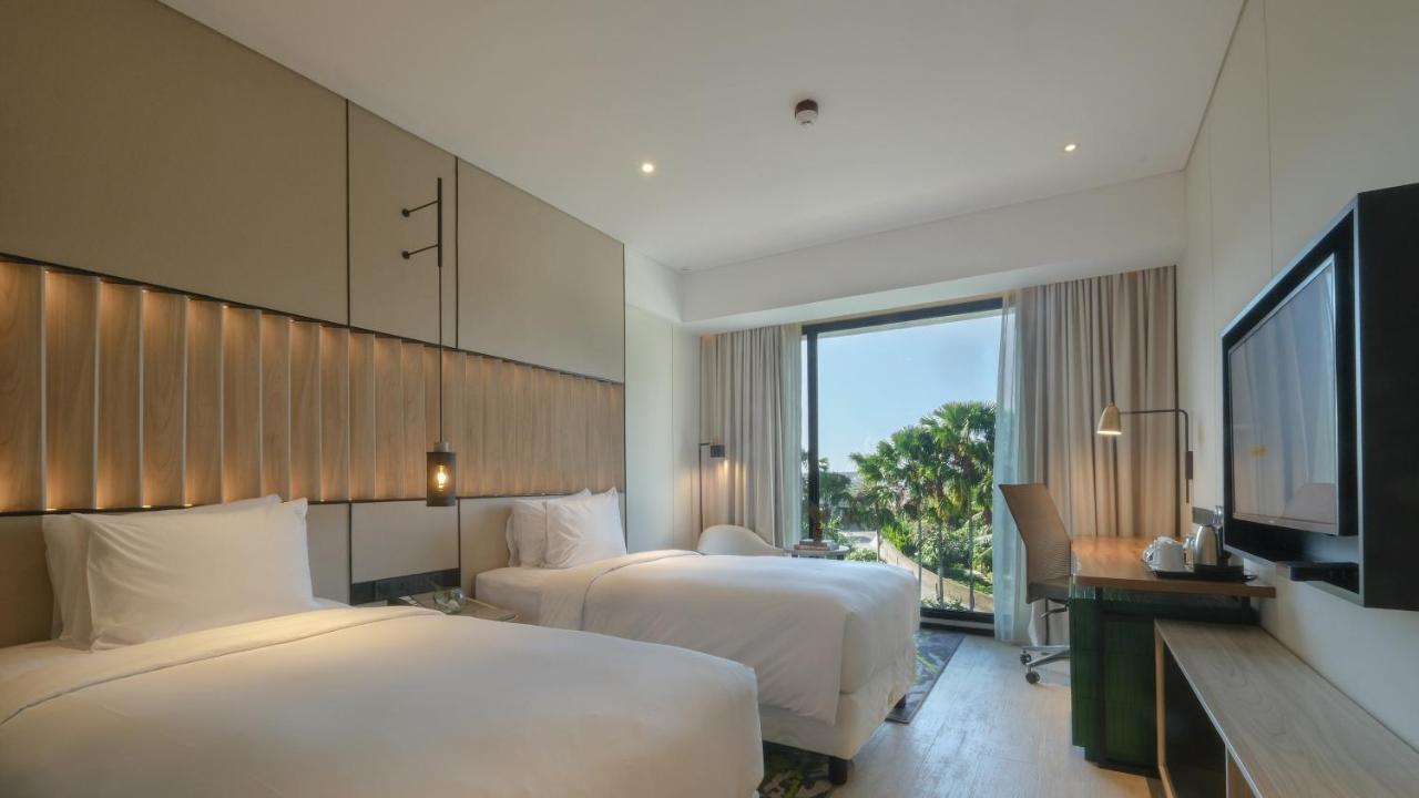 Holiday Inn Bali Sanur, An Ihg Hotel Екстер'єр фото